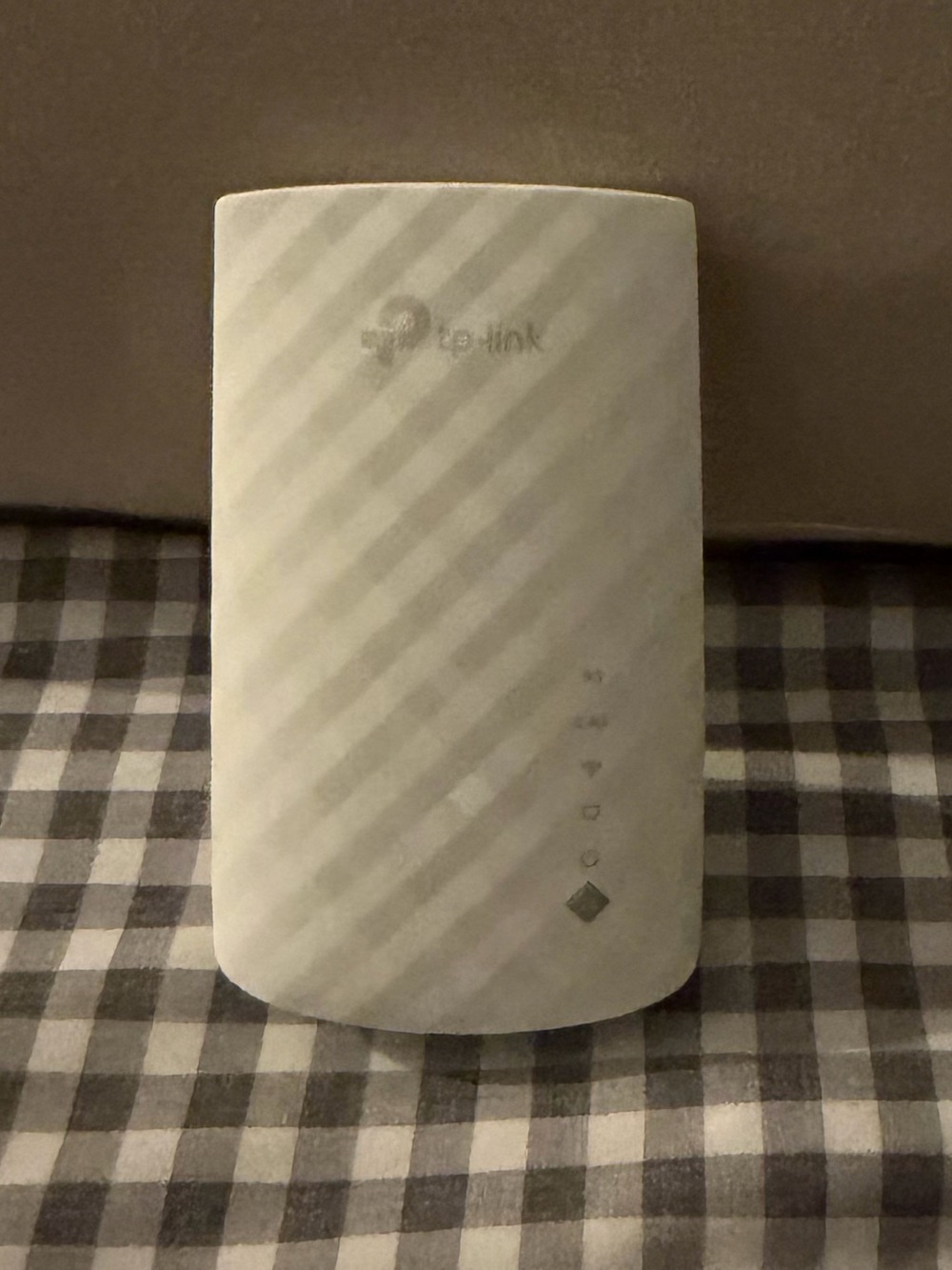 TP-Link WiFi Extender AC750 WI-FI Range Extender Model RE220